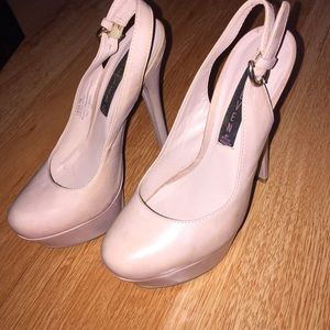 Steve Madden closed toe heels (blush pink)